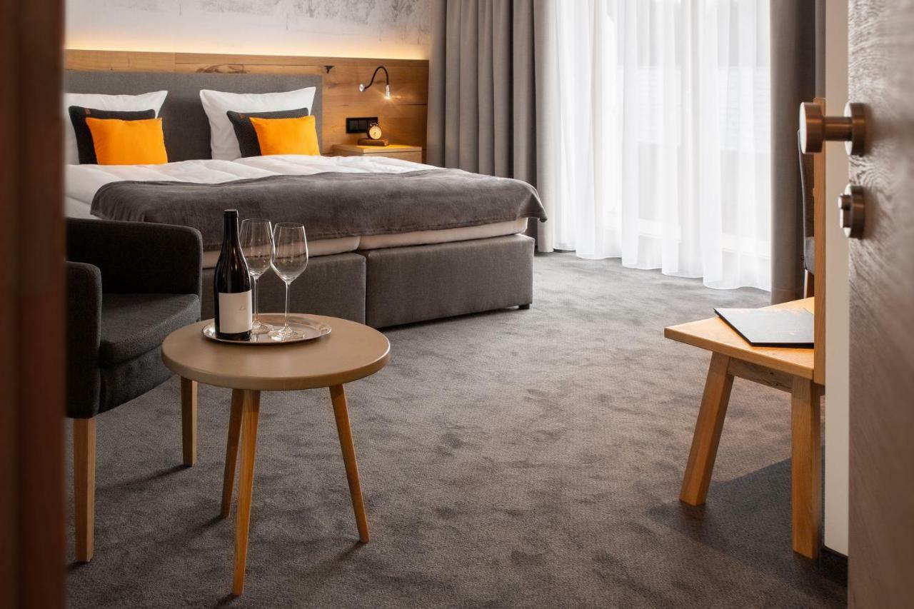 Hotel Tannenhaus Schöneck Εξωτερικό φωτογραφία