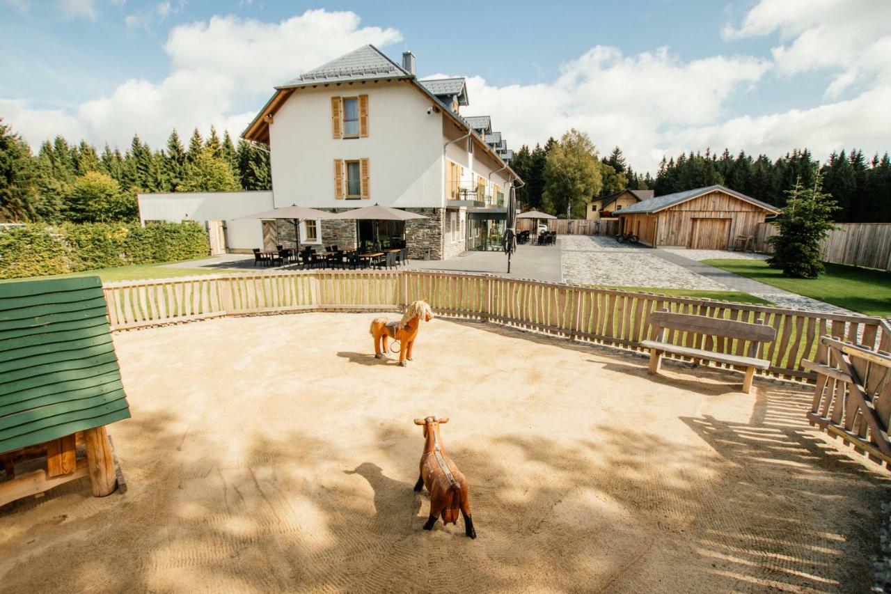 Hotel Tannenhaus Schöneck Εξωτερικό φωτογραφία
